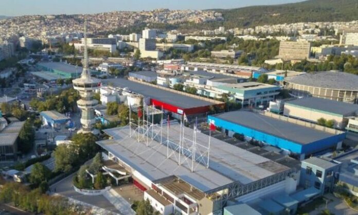 “Γράφουν-και-σβήνουν”-τα-μέτρα-για-τη-ΔΕΘ—Τι-θα-γίνει-με-το-fuel-pass