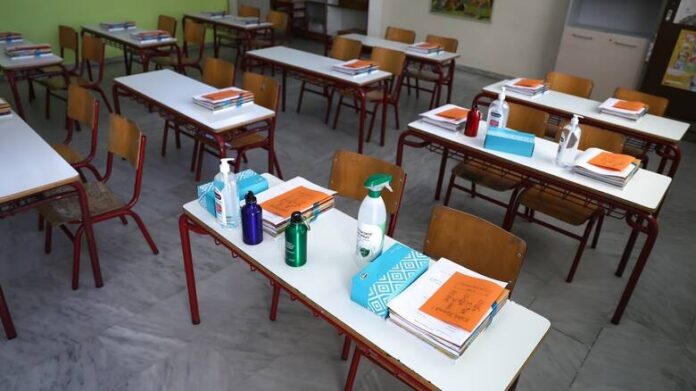 Σχολεία:-Με-αλλαγές-το-πρώτο-κουδούνι-τη-Δευτέρα—Τι-θα-ισχύσει-σε-περίπτωση-κρούσματος