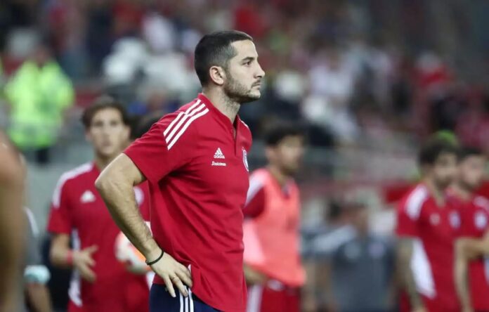 Ο-Κώστας-Μανωλάς-αποχαιρέτησε-τον-Ολυμπιακό:-«Ένιωσα-ότι-δεν-ήμουν-αναγκαίος»