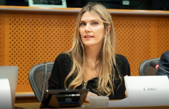 Στη-φυλακή-η-Εύα-Καϊλή-–-Τι-γράφουν-τα-βελγικά-ΜΜΕ