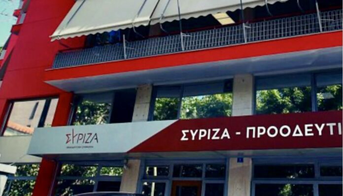 Με-το-ένα-πόδι-στη…-Νέα-Αριστερά-ακόμα-ένας-βουλευτής-του-ΣΥΡΙΖΑ-–-Σε-καθεστώς-διακριτικής-παρακολούθησης-από-την-Κουμουνδούρου