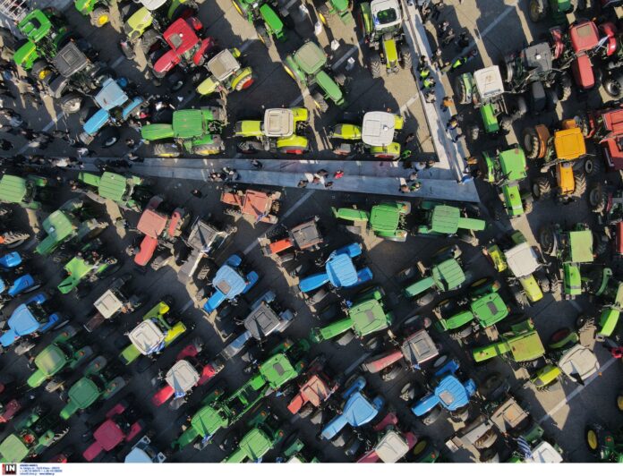 Ραντεβού-στην-Λάρισα-δίνουν-οι-αγρότες:-Κλιμακώνουν-τις-κινητοποιήσεις,-αποφασίζουν-για-τις-επόμενες-κινήσεις