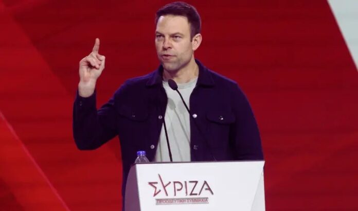 Ο-Κασσελάκης-“βλέπει”-άγχος-στη-ΝΔ-με-τις-δημοσκοπήσεις-και-τις-αποκαλύψεις-για-τα-Τέμπη-–-Μεγάλη-εκδήλωση-την-Πέμπτη,-την-Παρασκευή-μπαίνει-φαντάρος