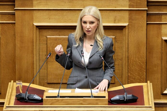 Φ.-Αραμπατζή:-«Πότε-θα-καταβληθεί-η-συνδεδεμένη-αραβόσιτου-στους-παραγωγούς-που-παρέδωσαν-σε-κτηνοτρόφους;»