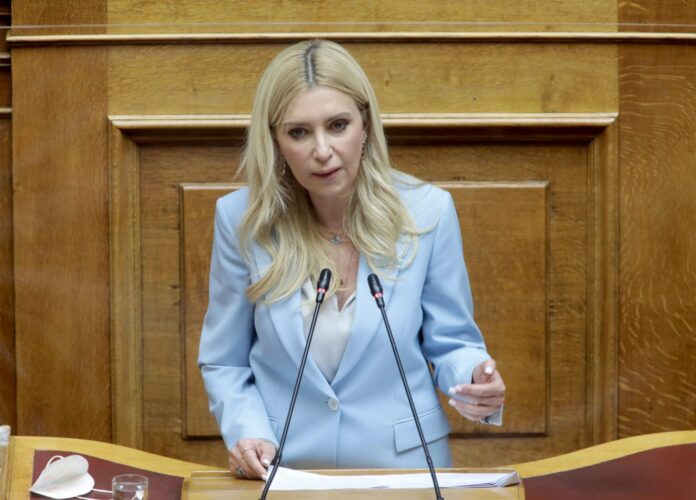 Την-αναβάθμιση-της-Πυροσβεστικής-Υπηρεσίας-Σερρών-ζητά-η-Φωτεινή-Αραμπατζή-(ΒΙΝΤΕΟ)