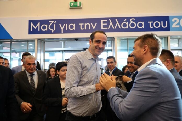 Γρηγόρης-Δημητριάδης:-ενωτικός-και-στρατιώτης-της-παράταξης-–-Έλαβε-θερμό-χειροκρότημα-στο-Συνέδριο-της-ΝΔ
