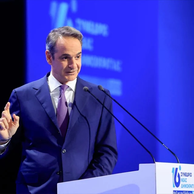 Ο-Μητσοτάκης-μιλάει-(και-το-εννοεί)-για-κάλπες-το-2027-χωρίς-εσωκομματικές-εντάσεις,-«κλειδώνει»-ο-νέος-γραμματέας-της-ΝΔ