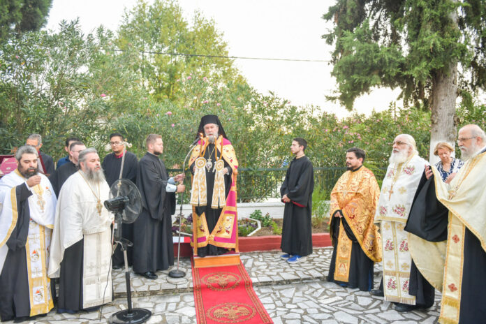 Σερρών-Θεολόγος:-«Ο-Θεός-αναζητά-φλογερές-καρδιές,-που-πυρπολούνται,-από-πίστη-και-αγάπη»
