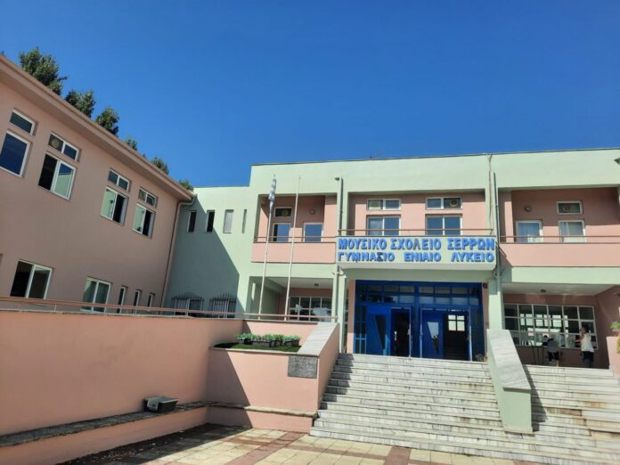 Β-Μητλιάγκα:-«Όταν-αναλάβαμε-οι-ανάγκες-των-σχολείων-άγγιζαν-τα-16-εκ.-ευρώ»