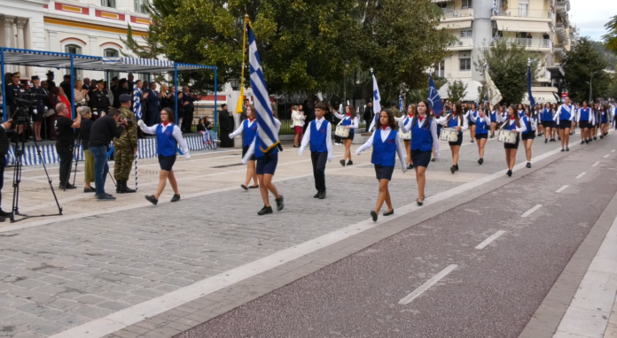 Σέρρες:-Με-υπερηφάνεια-η-παρέλαση-για-την-28η-Οκτωβρίου